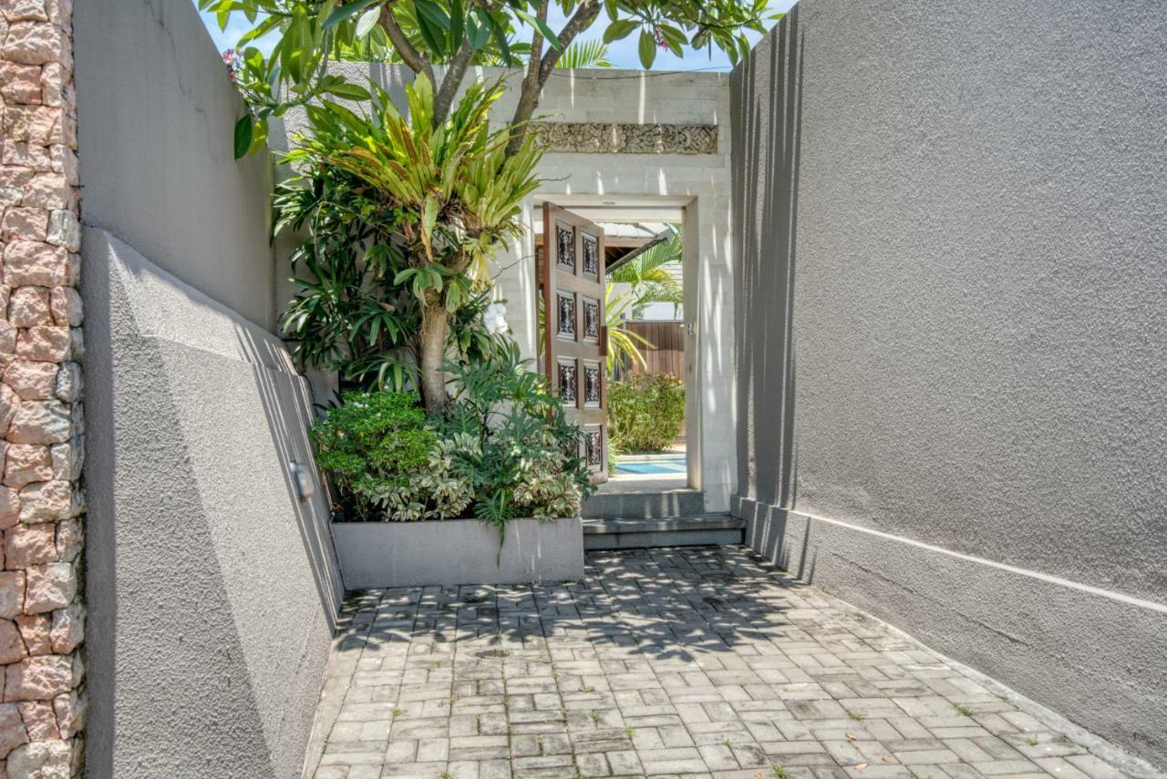 Kejora Beachfront Villas Sanur Dış mekan fotoğraf